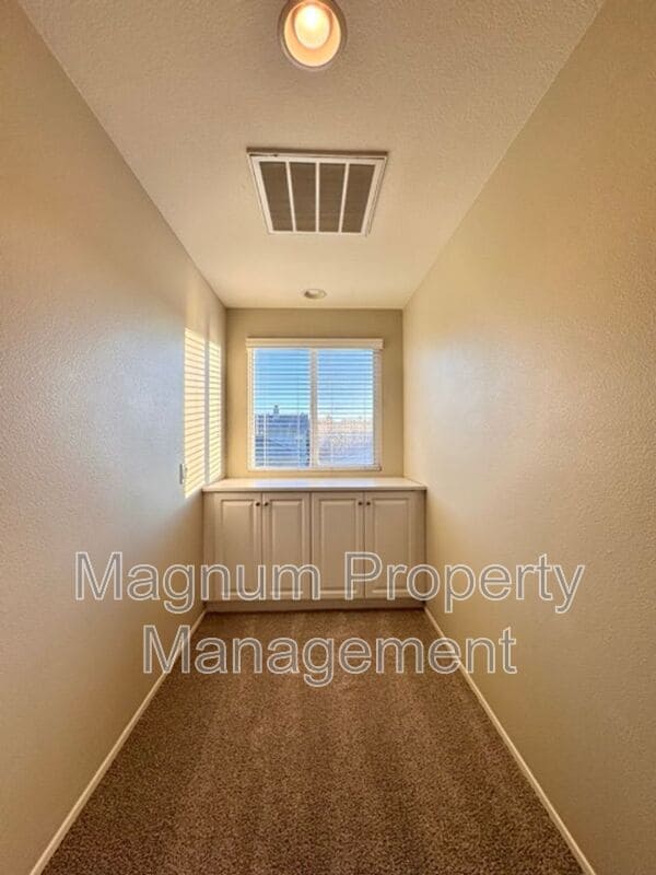 Building Photo - 36953 Ascella Ln