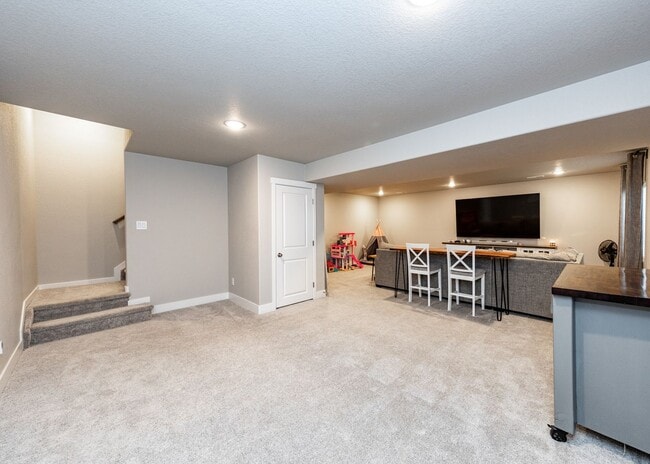 Building Photo - 7877 Buffalo Horn Dr