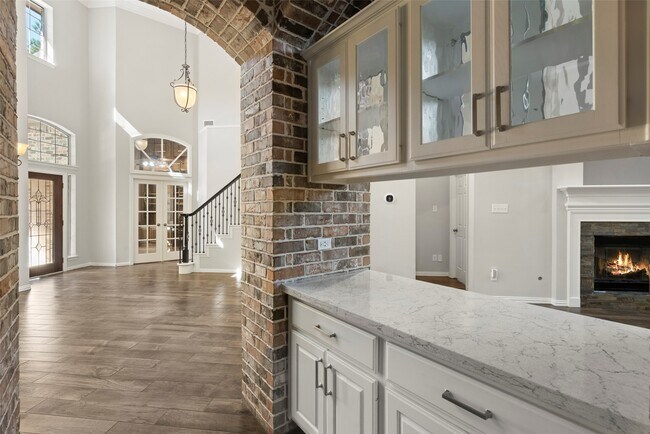 Building Photo - 118 Cezanne Woods Dr