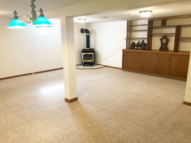 Building Photo - 3 Bedroom, 3 Bath Home With 2-Car Attached Garage In Rothschild