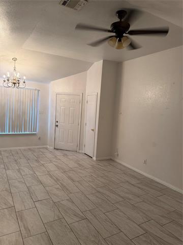 Building Photo - 609 Kings Way Dr