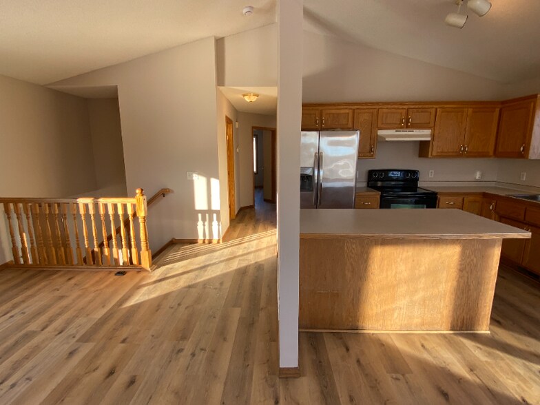 Building Photo - 2100 Bridgewater Blvd S