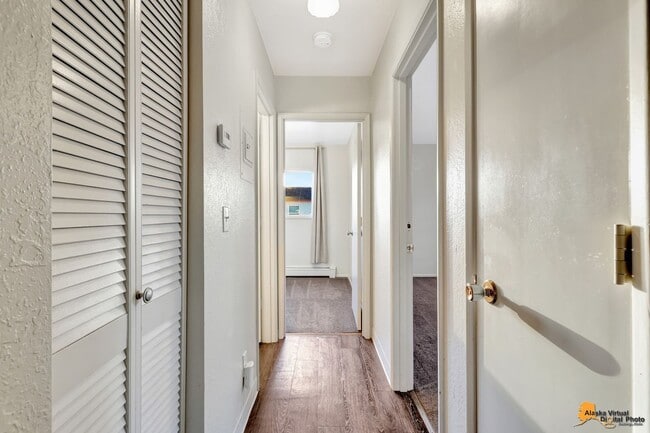 Building Photo - 2913 Telequana Dr