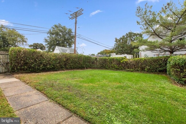 Building Photo - 1141 Ingleside Ave