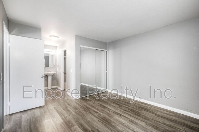 Building Photo - 7349 Calle Cristobal