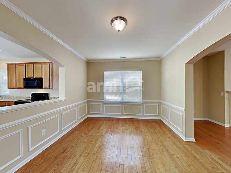 Building Photo - 13217 Heath Grove Dr