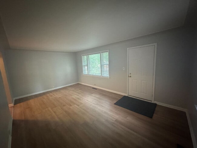 Building Photo - Montrose Rental That Fits Your Lifestyle