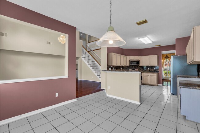 Building Photo - 16343 Mellow Oaks Ln
