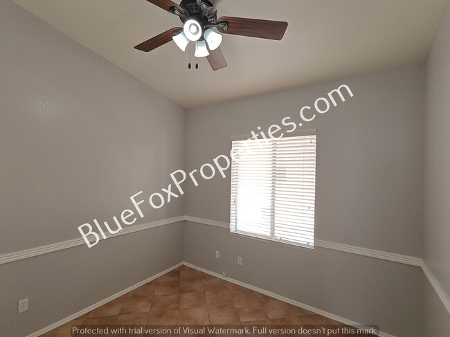 Building Photo - 9048 N Palm Brook Dr