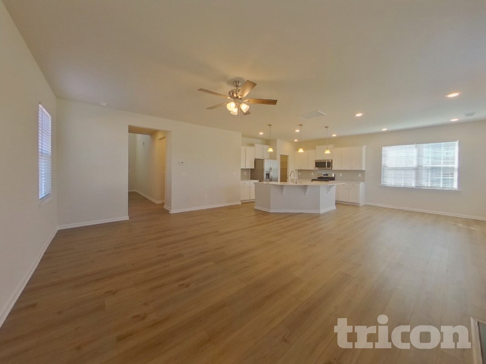 Building Photo - 5810 Oak Br Cir