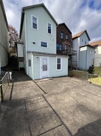 Building Photo - 1511 Ridge Ave