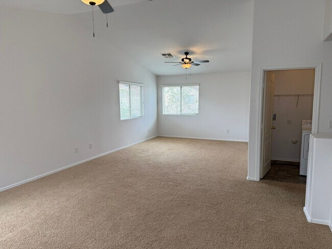 Building Photo - 5992 E Vega Ct
