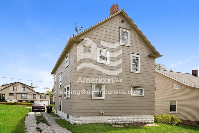 Building Photo - 2074 16th St SW