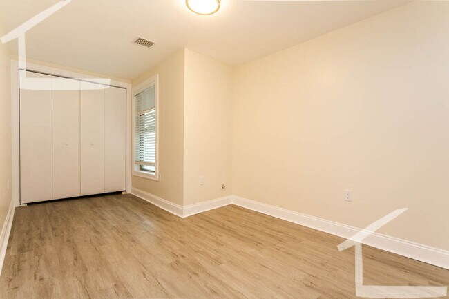 Building Photo - 474 Fulton St