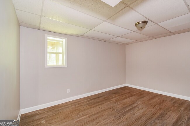 Building Photo - 45 Indian Hills Dr