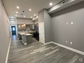 Building Photo - 414 S Conkling St