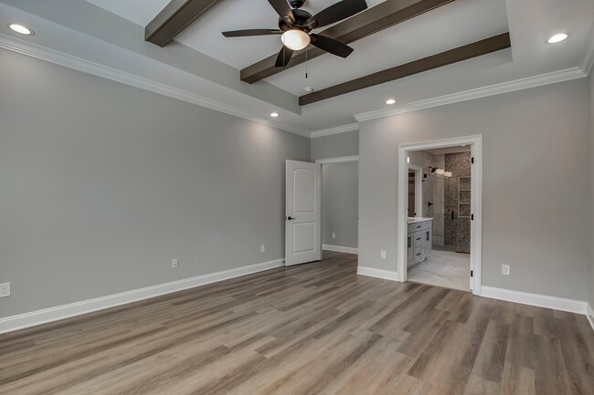 Building Photo - 310 Dudala Way