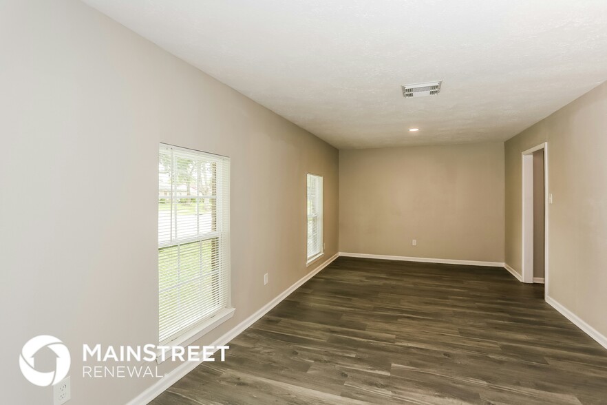 Building Photo - 1703 Willow Mill Dr