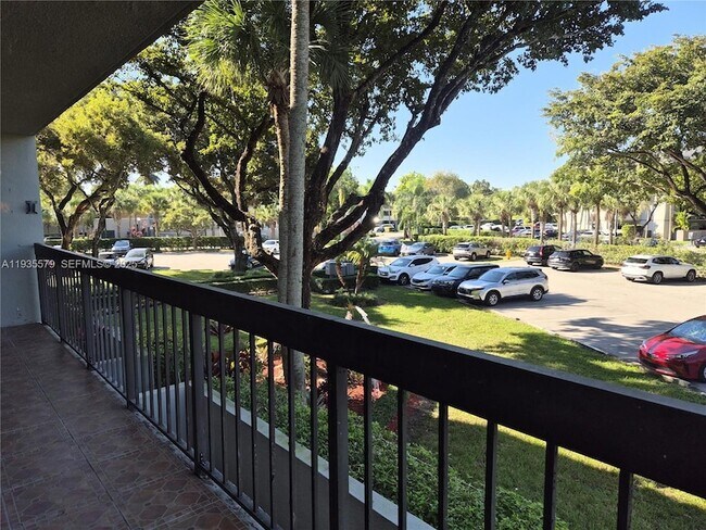 Building Photo - 8811 SW 132nd Pl