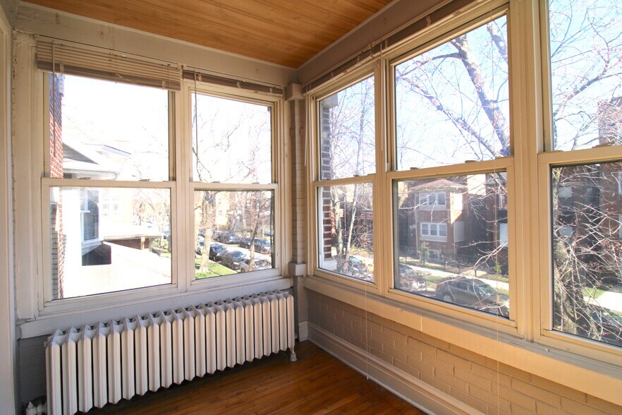 Building Photo - 4426 N Whipple St