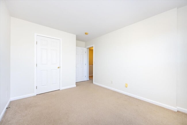 Building Photo - 5028 Prosperity Ridge Rd