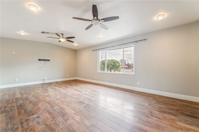 Building Photo - 2275 Covey Ln