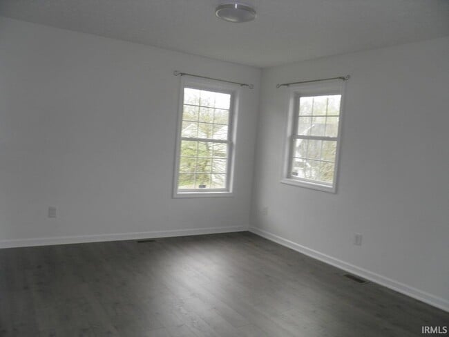 Building Photo - 2712 E Bressingham Wy