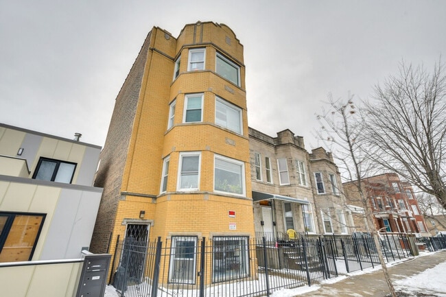 Building Photo - 3443 W Flournoy St