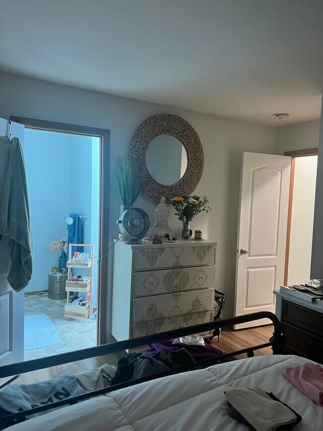 Building Photo - 232 Poplar St