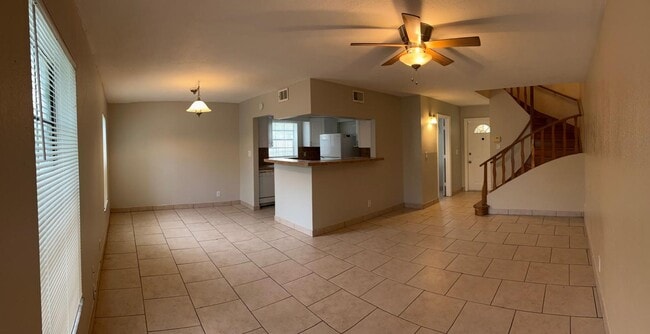 Building Photo - 1240 NW 6th Ave