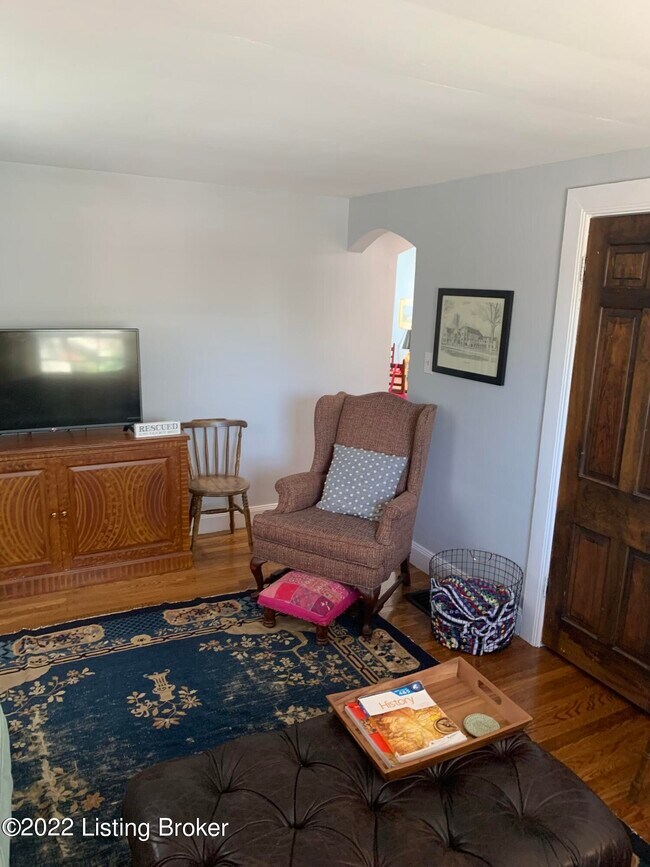 Building Photo - 501 Wallace Ave