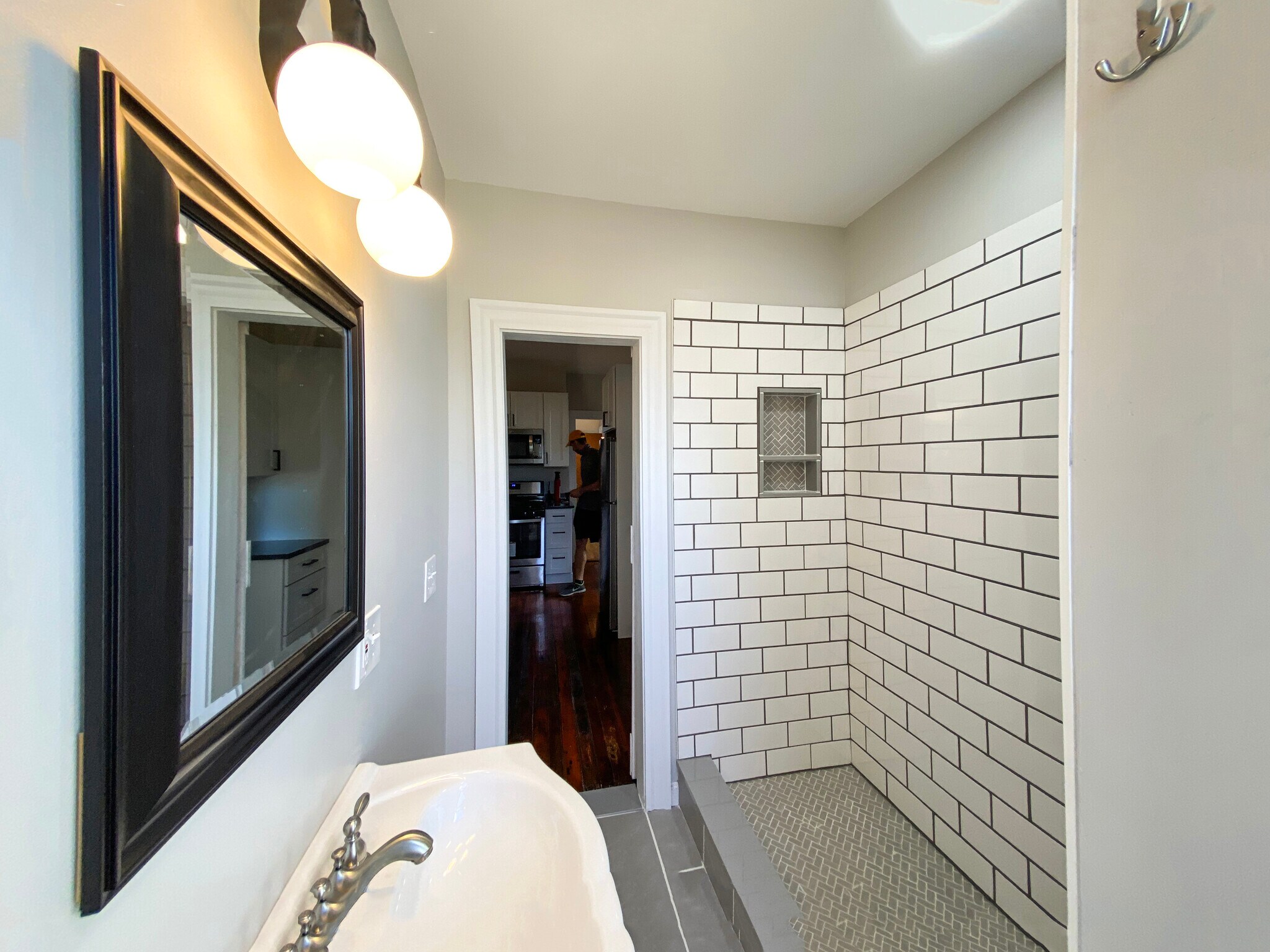 Building Photo - 373 Wickenden St