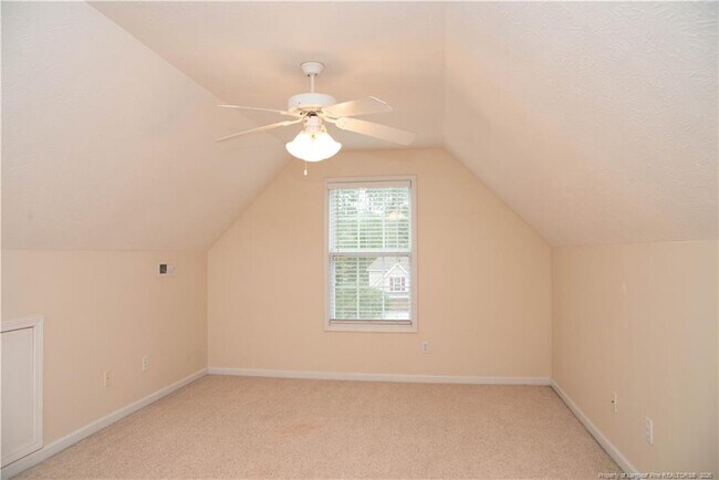 Building Photo - 36 Wateredge Ln