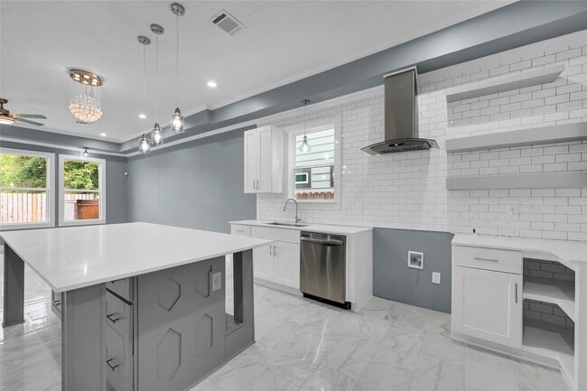 Building Photo - 4306 New Orleans St