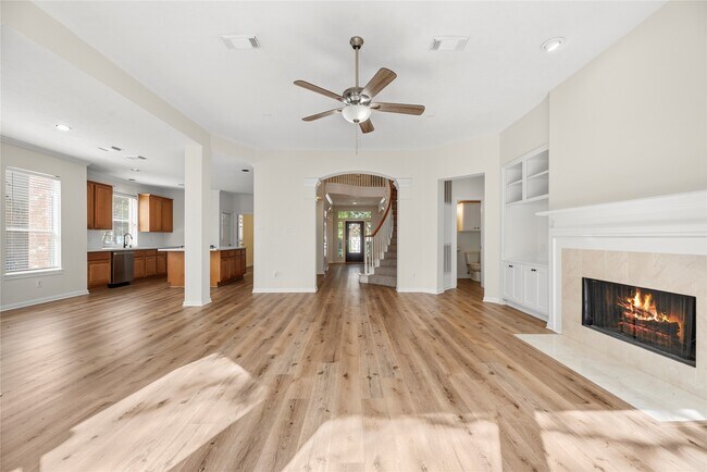 Building Photo - 25830 Clear Springs Way