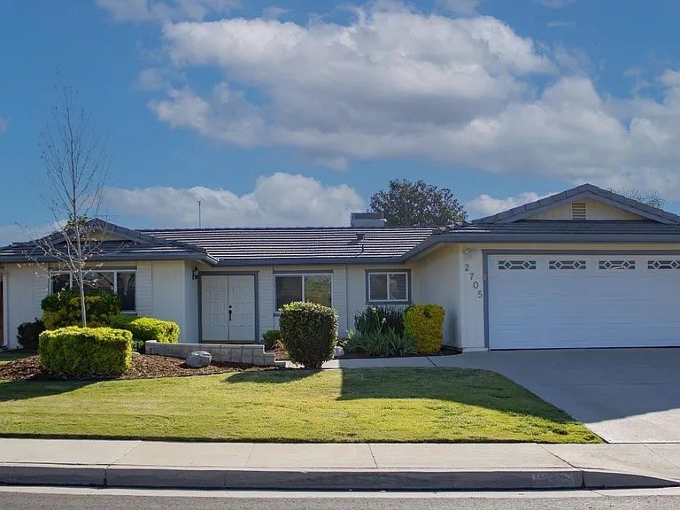 Building Photo - 2705 Parkfield Ct