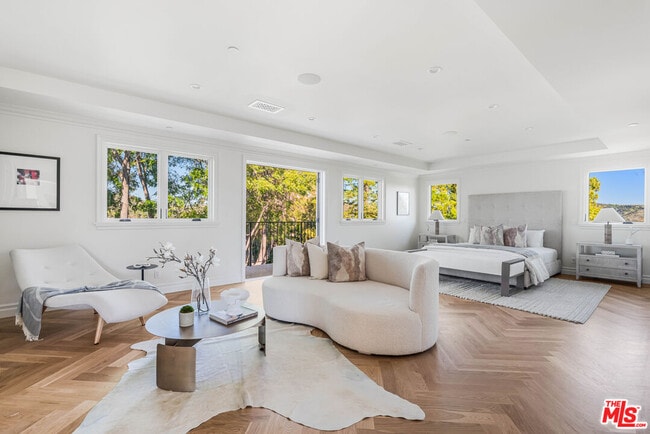 Building Photo - 1900 Bel Air Rd