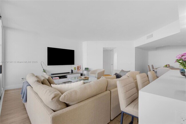 Building Photo - 21055 Yacht Club Dr