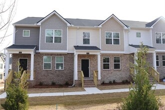 Building Photo - 1253 Cades Walk