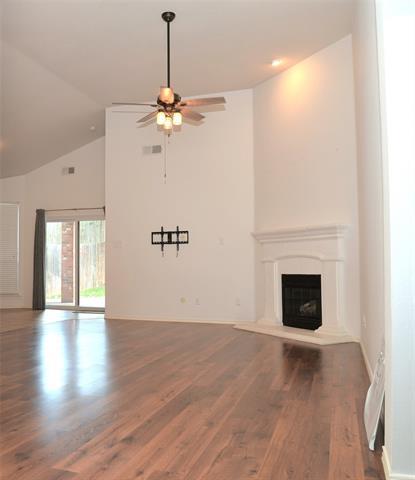 Building Photo - 12717 Old MacGregor Ln