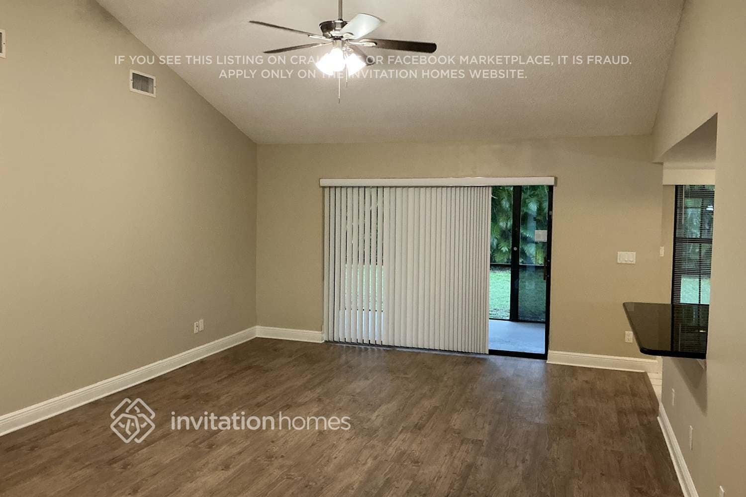 Building Photo - 2212 Viscaya Pkwy