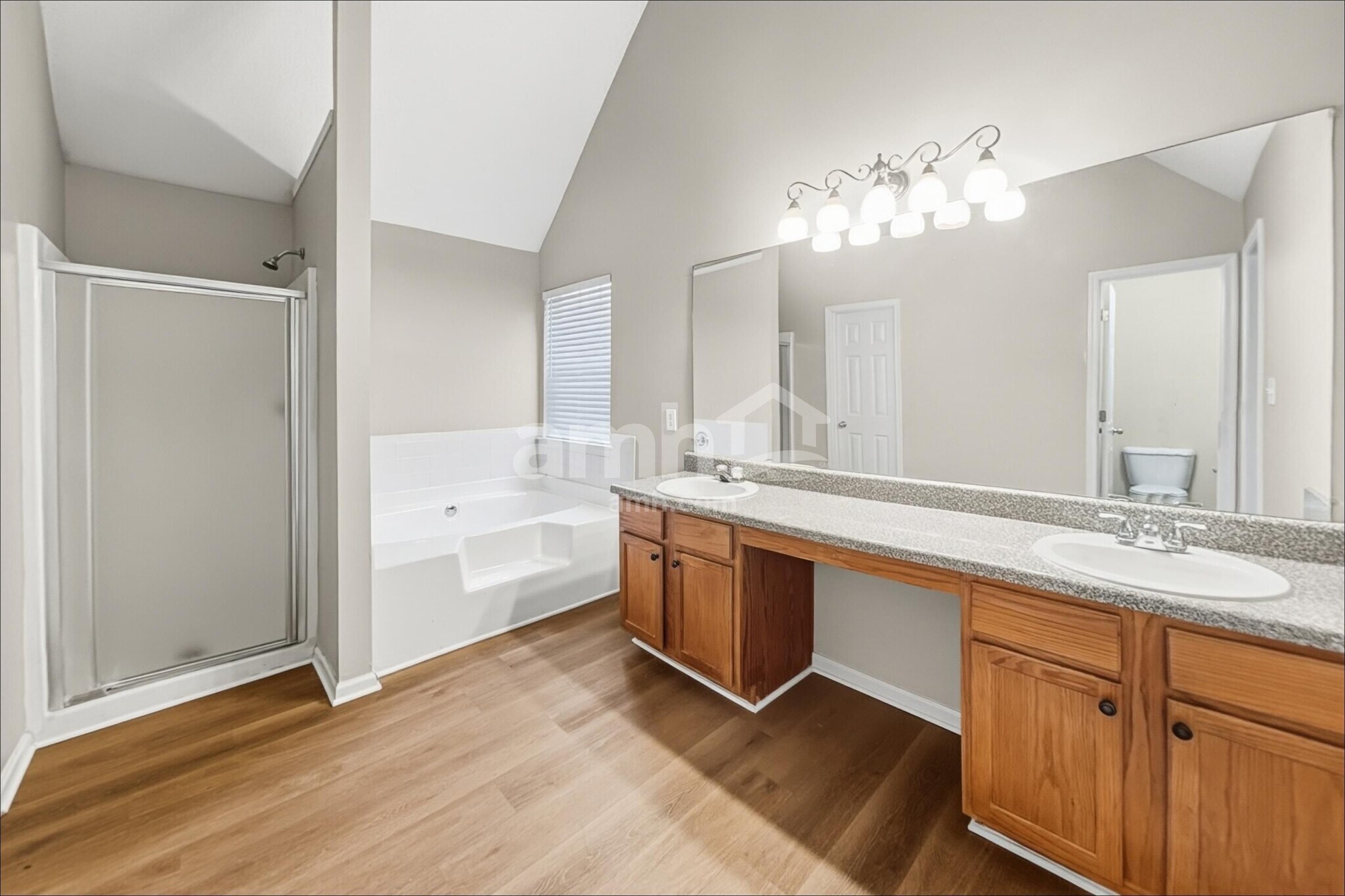 Building Photo - 3094 Lonetree Point