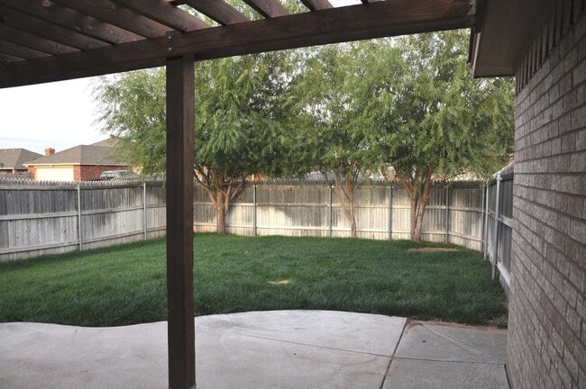 Building Photo - 8102 Vail Drive
