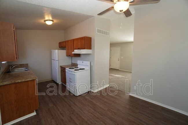 Building Photo - 17312 E Wagontrail Pkwy