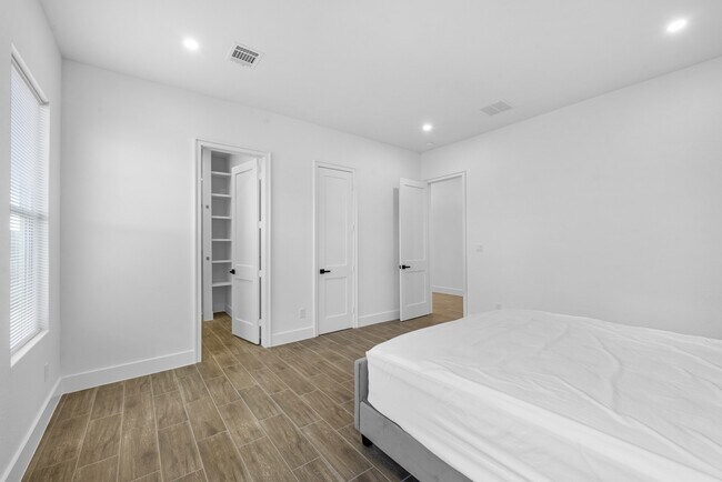 Building Photo - 510 Rd 5844