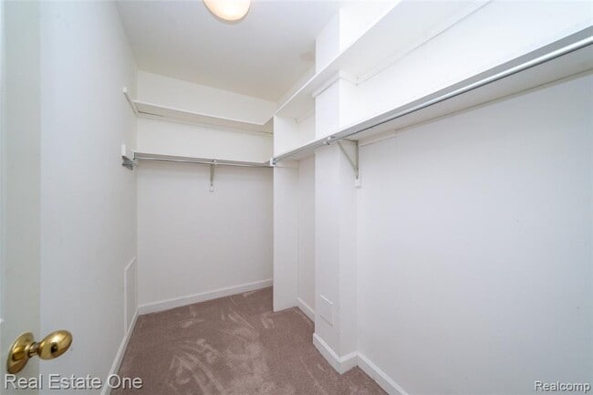Building Photo - 37412 Legends Trail Dr