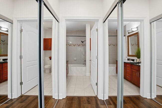 Building Photo - 2299 Lone Star Dr