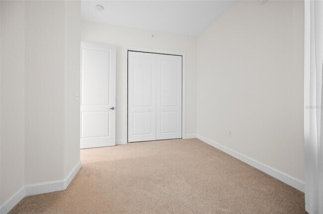 Building Photo - 1375 Beach Rd