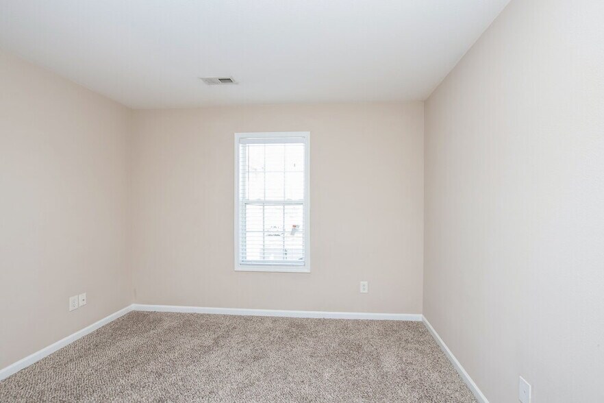 Building Photo - 10030 Orchard Grass Ct