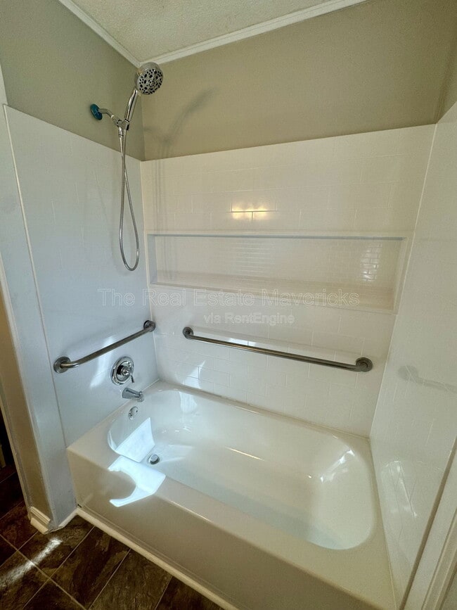 Building Photo - 3624 Missionaire Ave